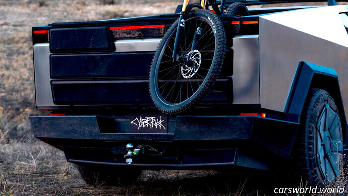 Cybertruck Owner Aimed to Demonstrate FSD's Greatness, But It Crashed Instead | Carscoops